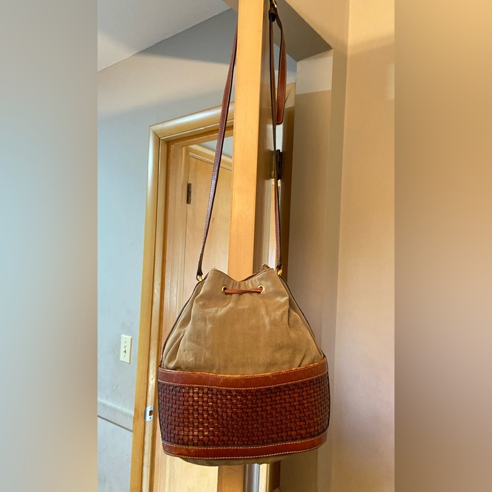BALLY Crossbody bag